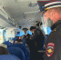 Астраханские полицейские проверяют пассажиров заказных автобусов - ГТРК Лотос