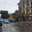 В центре Астрахани дорога захватила в оковы ещё один автомобиль - Punkt-a.info