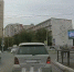 В Астрахани засняли, как велосипедист попал под колеса легковушки - KaspyInfo.Ru