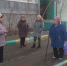 Жителям многоквартирного дома на Лепехинской мешают бордюры - Bloknot-Astrakhan.Ru