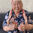 84-летняя астраханка связала и передала десятки пар носков для бойцов СВО - Газета Волга