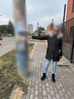 Астраханку, которая расклеивала запрещенные листовки, задержали