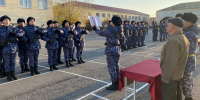 В Астрахани новобранцы осеннего призыва приняли присягу - Комсомольская Правда