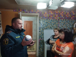 Пожарные извещатели в жилье многодетных семей в Володарском районе
