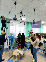 Городскую поликлинику №1 украсили к Новому году