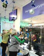 Городскую поликлинику №1 украсили к Новому году