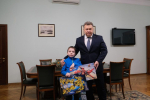 Глава Астрахани Игорь Редькин исполнил мечту юного астраханца в новогодней акции «Ёлка желаний»