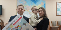 Маленький астраханец получил на Новый год электронное пианино - Портал органов государственной власти