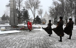 Сегодня астраханцам на улице раздавали исторические «осьмушки»
