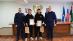 Астраханских школьников наградили за спасение пожилой женщины из пожара