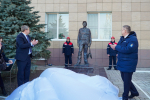 В Астрахани открыли памятник энергетикам