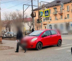 Полиция наказала астраханца за парковку на «зебре»