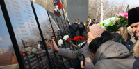 День защитника Отечества астраханцы отметили открытием  памятного мемориала бойцам СВО - Punkt-a.info