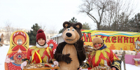 Массовыми гуляниями отметили Масленицу в Астрахани - ГТРК Лотос
