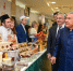 Нет слаще: Рустам Минниханов оценил вкусовые качества астраханских арбузов - Портал органов государственной власти
