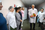 Леонид Огуль поздравил астраханских медиков с 8 Марта