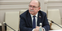 Сенатор РФ Геннадий Орденов: «Астраханский губернатор справится с возложенными на него задачами» - Астрахань 24