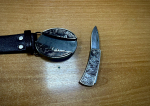 Астраханец пытался пройти в здание суда с замаскированным оружием в бляхе ремня