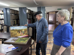 Фонды Астраханской картинной галереи пополнились живописными произведениями Биргали Алиева