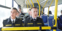 В Астрахани студенты исполнили фронтовые песни в автобусах - ГТРК Лотос