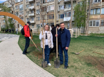 Астрахань становится чище: депутаты и кандидаты объединяются с жителями для проведения субботников