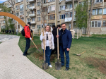 Астрахань становится чище: депутаты и кандидаты объединяются с жителями для проведения субботников