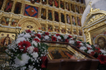 Губернатор Игорь Бабушкин поздравил астрахацев с Пасхой