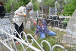 К 80-летию Великой Победы Ассоциация выполнила санитарную уборку территории Мемориального комплекса на Братской могиле на старом кладбище в г. Астрахани