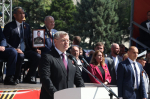 На торжественное построение войск и Бессмертный полк в Астрахани пришло около 60 тысяч человек