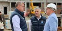 Губернатор Астраханской области проинспектировал строительство школы в Ленинском районе - Газета Волга