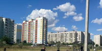 На улице Яблочкова покрасили лееерное ограждение - Администрация города
