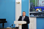 Астраханских кораблестроителей наградили в честь профессионального праздника