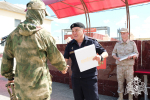 Отличившимся на спецоперации росгвардейцам вручили награды в Астрахани