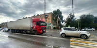 В Астрахани фура въехала в легковушку, пострадали ребенок и женщина - Punkt-a.info