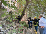 Часть подъезда многоквартирного дома обрушилась в Астрахани