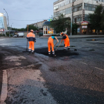 В Астрахани активизировались работы по ямочному ремонту