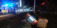 На астраханской улице перевернулся автомобиль - Астрахань 24