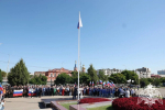 Ветераны Росгвардии посетили церемонию поднятия государственного флага в Астрахани