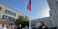 Росгвардейцы – участники СВО поздравили астраханских школьников с Днём знаний - Портал органов государственной власти