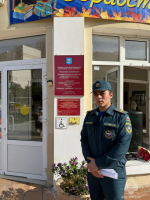 МЧС Астрахани дарит детям безопасный старт в новый учебный год