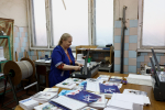 Министр госуправления, информационных технологий и связи региона Алексей Набутовский посетил старейшую типографию Астрахани