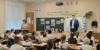 Астраханские школьники обсудили роль отца в семье с депутатом Гордумы - Комсомольская Правда