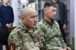 Астраханский губернатор посетил филиал фонда «Защитники Отечества» в Володарском районе