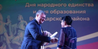 Игорь Бабушкин поздравил жителей Володарского района с двойным праздником - ГТРК Лотос