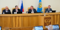 Дума Астраханской области приняла законопроект о продлении мер соцподдержки участников СВО и их семей на 2026 год - Портал органов государственной власти