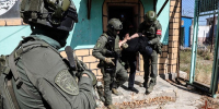 ПРИ СОДЕЙСТВИИ СПЕЦНАЗА РОСГВАРДИИ В АСТРАХАНИ ЗАДЕРЖАЛИ ПОДОЗРЕВАЕМОГО В ПОХИЩЕНИИ ЧЕЛОВЕКА - Росгвардия