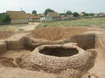 Чабан на коне провалился в старинный склеп в Астраханской области