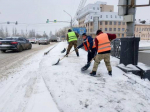 В Астрахани коммунальщики ликвидируют последствия непогоды