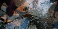 В Астрахани женщину спасли из канализационного люка - Астрахань 24
