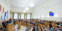 На пленарном заседании Думы Астраханской области депутаты рассмотрели более 35 вопросов - Дума